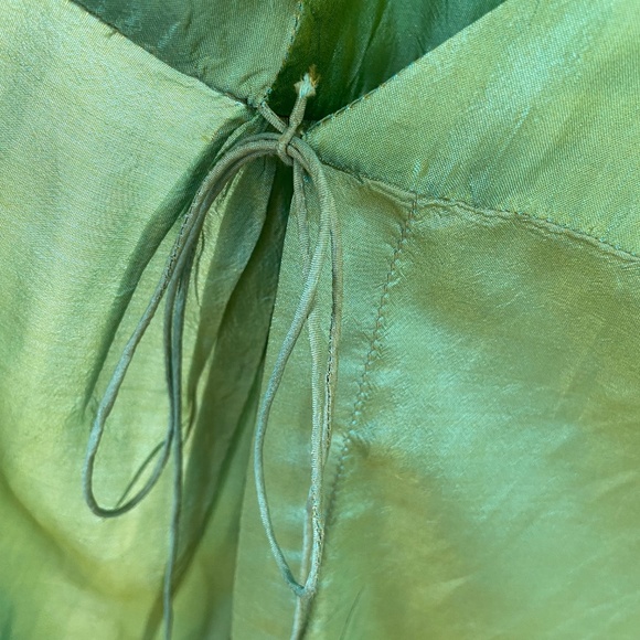 Dosa 100% silk wraparound Dress size 1 or US small gorgeous green - Picture 15 of 16